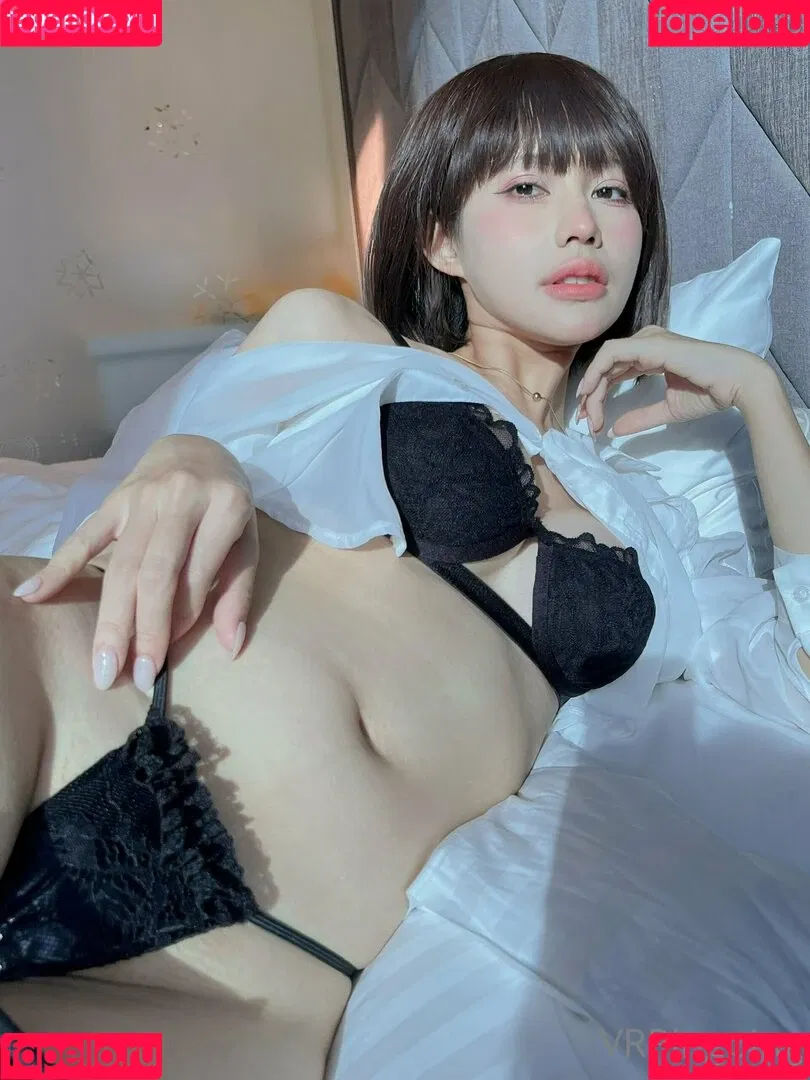Pingping 2011 Onlyfans Photo Gallery 