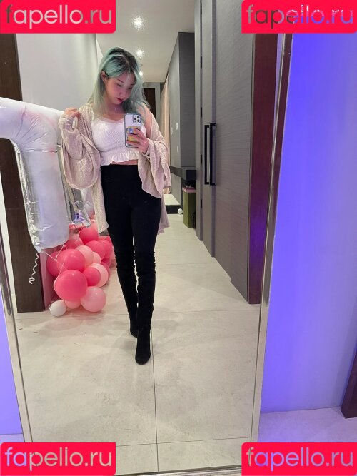 Starsmitten Celine Onlyfans Photo Gallery 