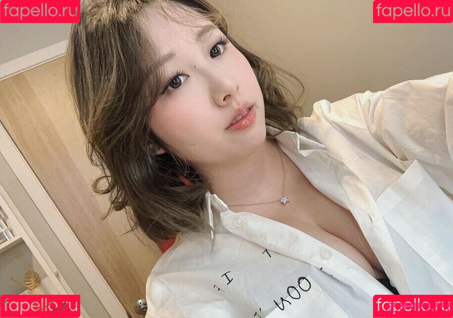 Starsmitten Celine Onlyfans Photo Gallery 