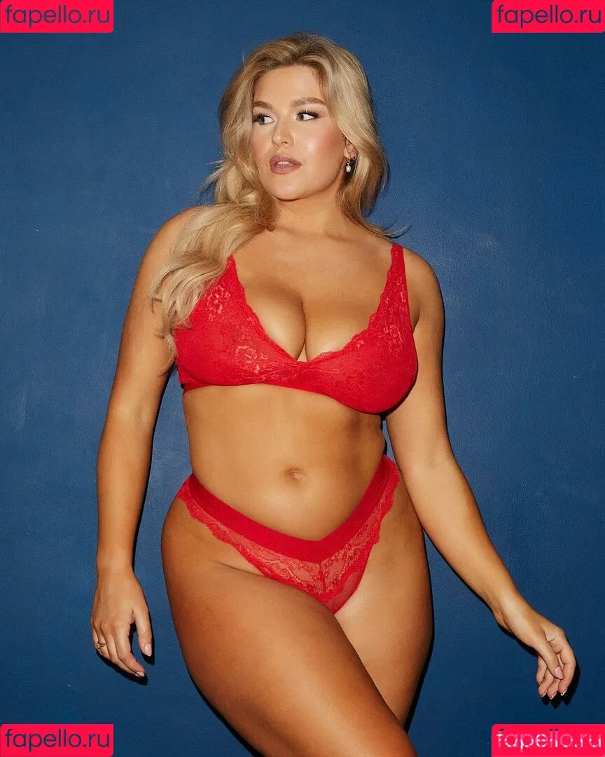 Paige Pilgrim Onlyfans Photo Gallery 