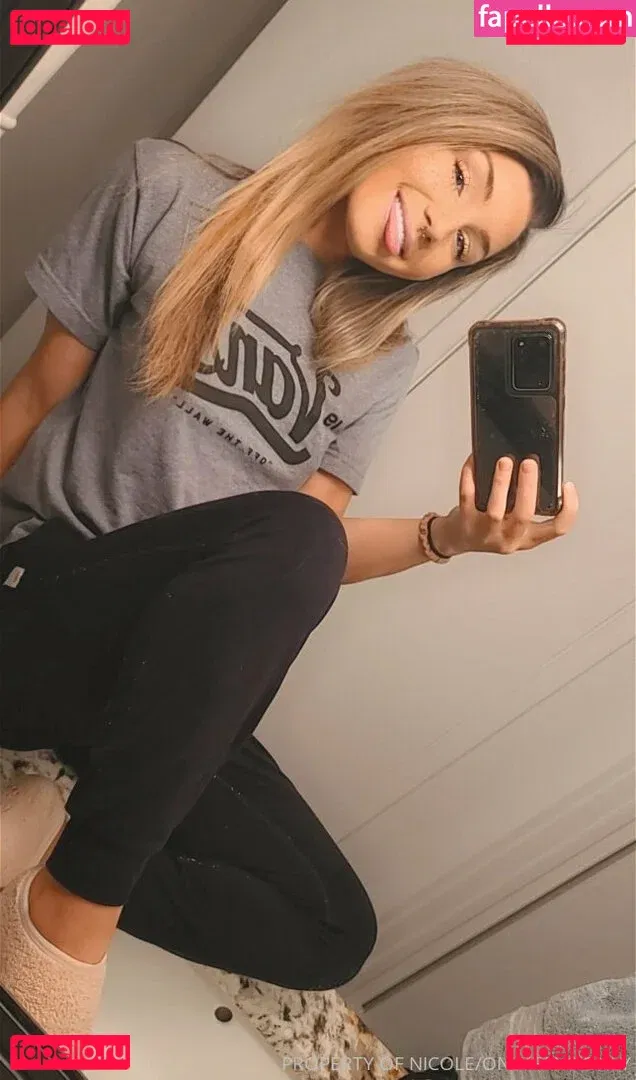 notnicolexo Onlyfans Photo Gallery 