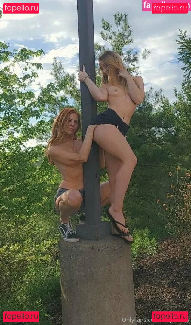 notnicolexo Onlyfans Photo Gallery 