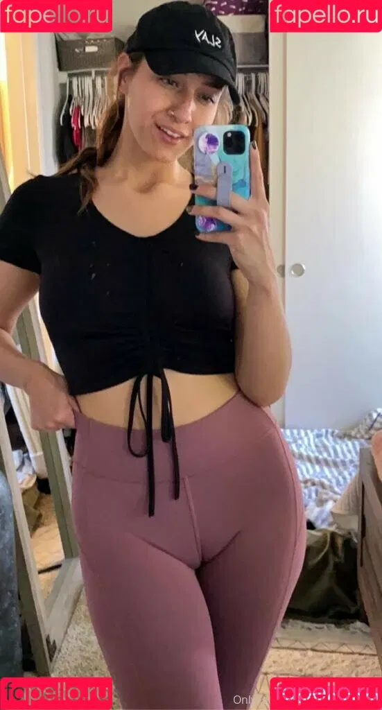 Bellarollandx Onlyfans Photo Gallery 