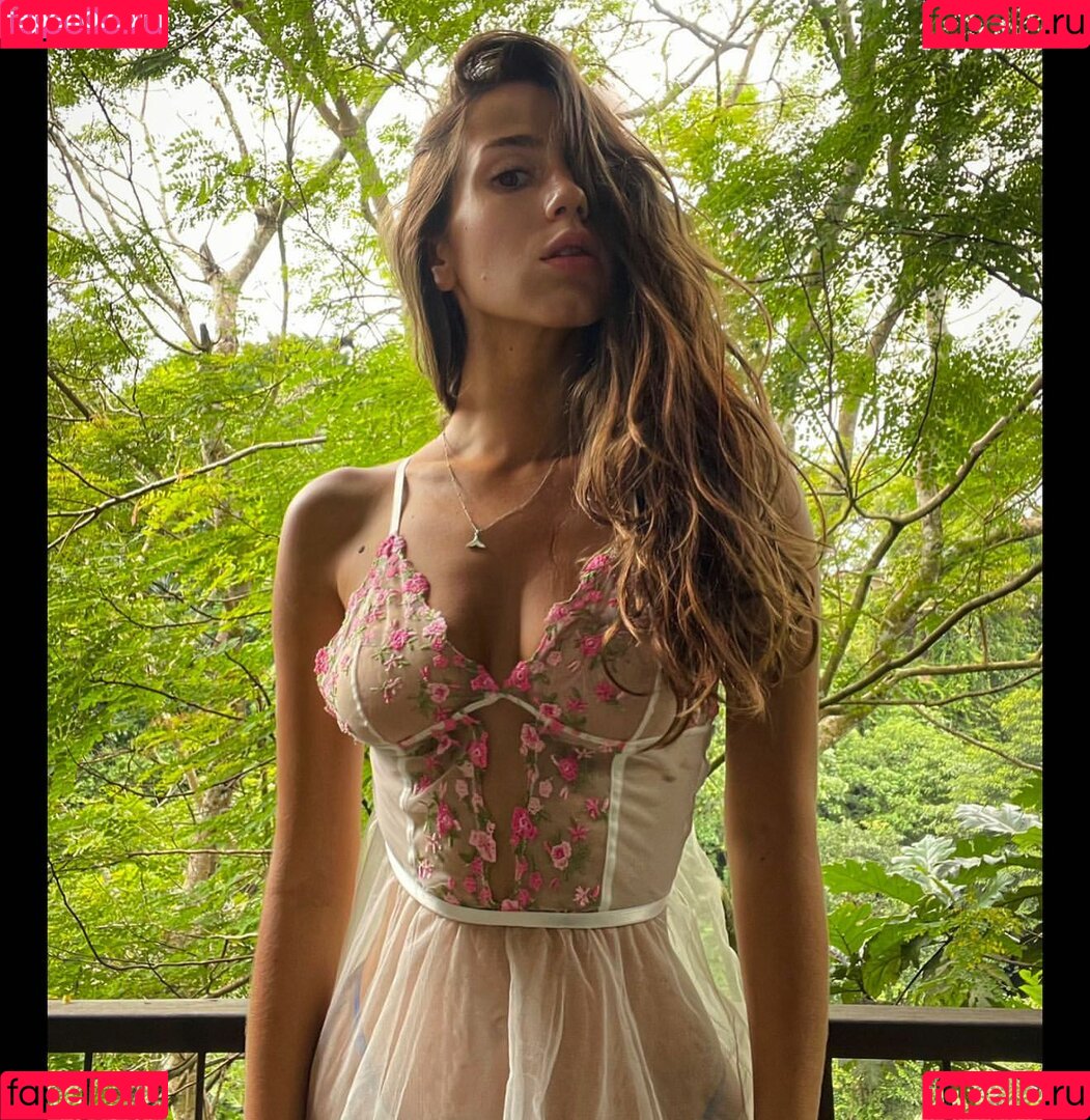 Iulia Girbu Onlyfans Photo Gallery 