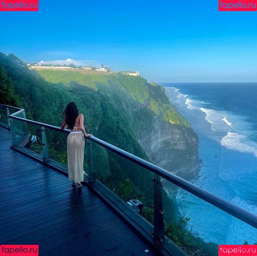 Iulia Girbu Onlyfans Photo Gallery 