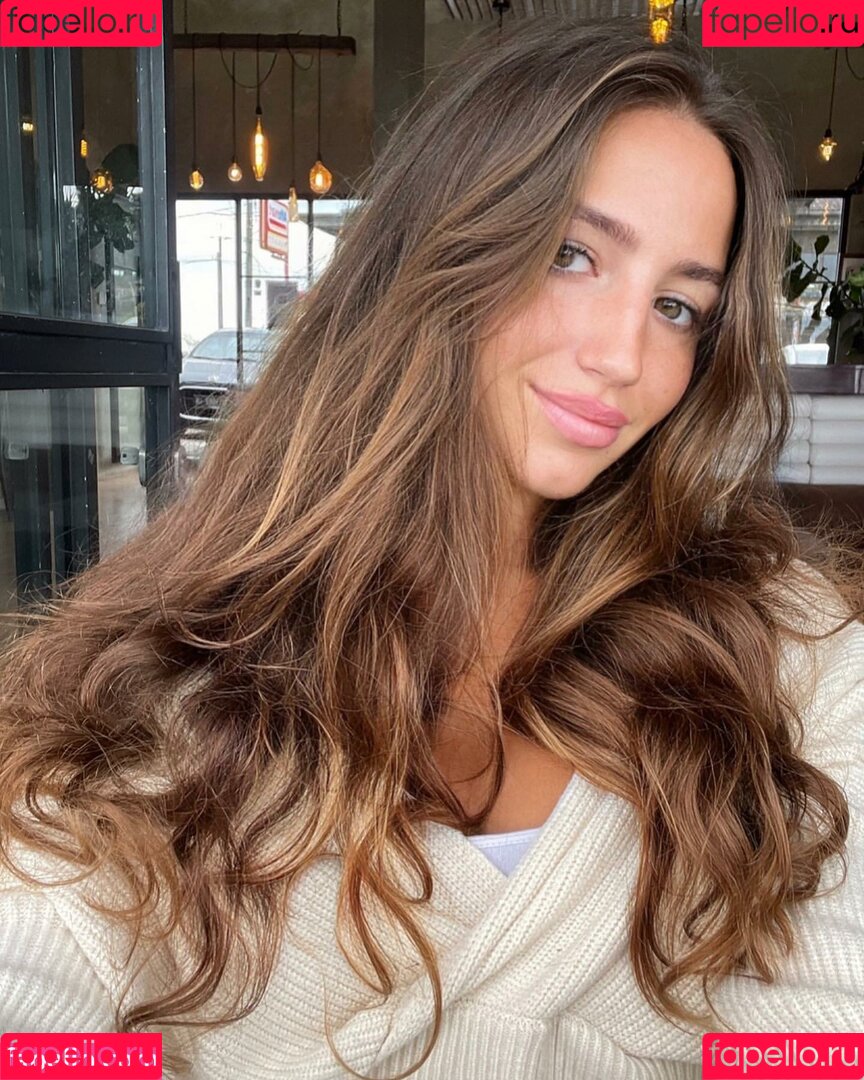 Iulia Girbu Onlyfans Photo Gallery 