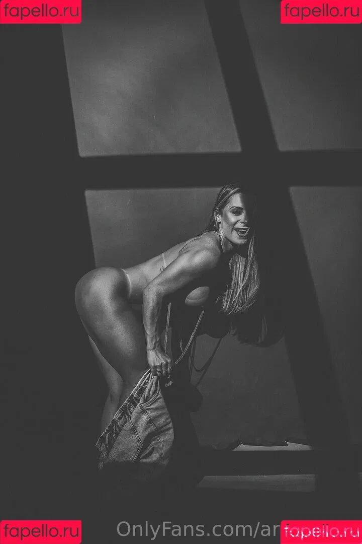Aricia Silva Onlyfans Photo Gallery 