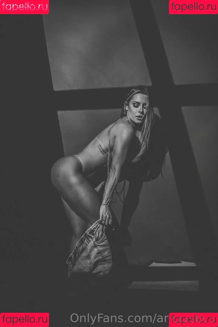 Aricia Silva Onlyfans Photo Gallery 