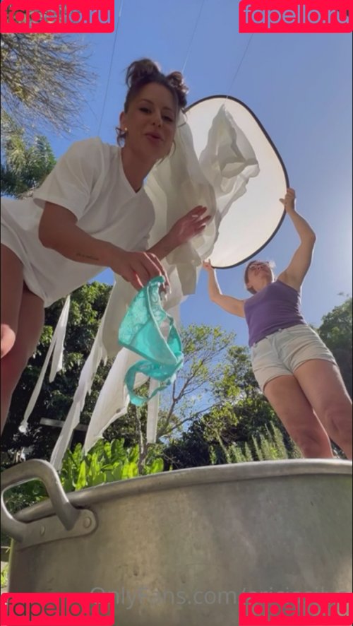 Aricia Silva Onlyfans Photo Gallery 