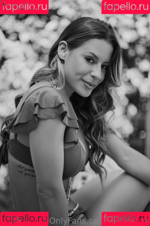 Aricia Silva Onlyfans Photo Gallery 