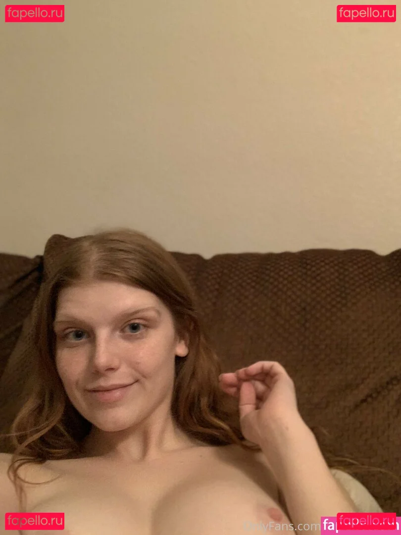 sexyredinbed Onlyfans Photo Gallery 