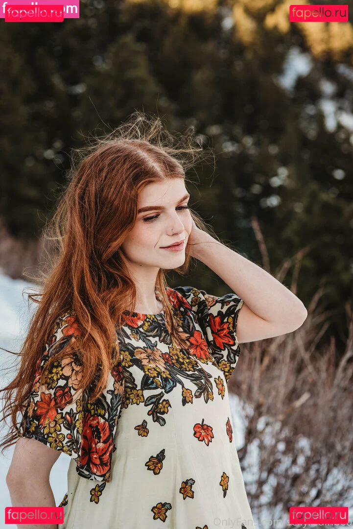 sexyredinbed Onlyfans Photo Gallery 