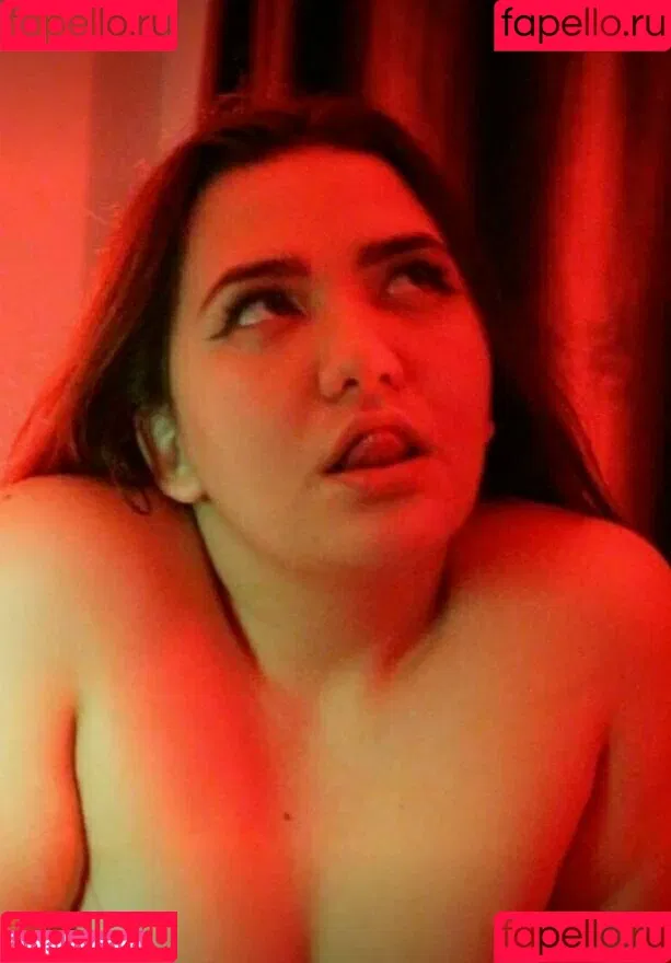 beluprettygirl Onlyfans Photo Gallery 