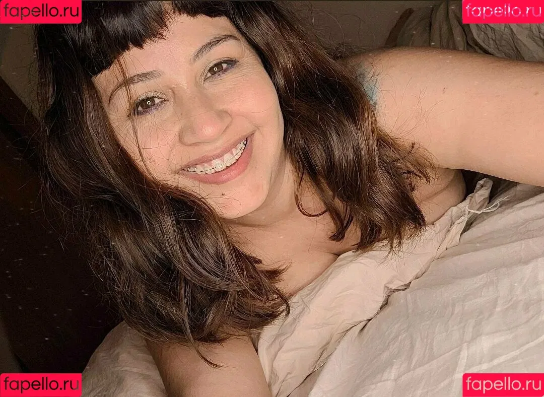 beluprettygirl Onlyfans Photo Gallery 