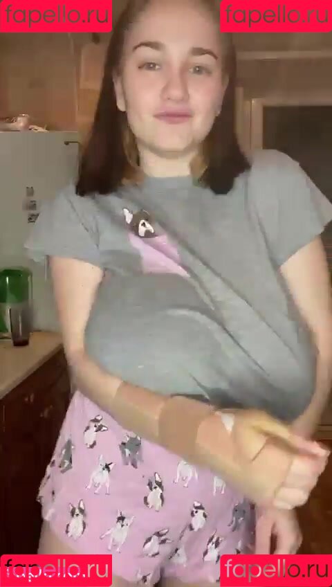 Regina Rodnova Nude Onlyfans Photo 34