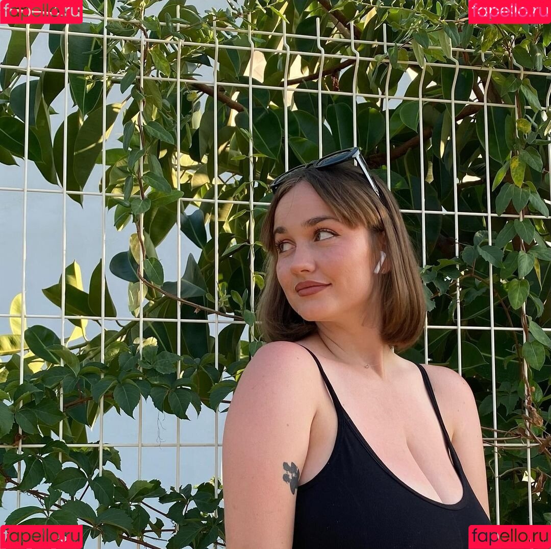 Regina Rodnova Nude Onlyfans Photo 25