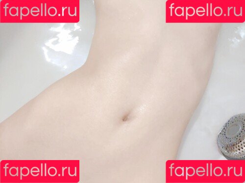 Petitesaki Onlyfans Photo Gallery 