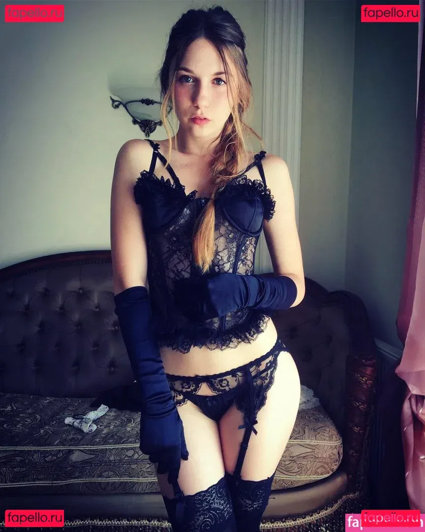 TokyoDoll Onlyfans Photo Gallery 