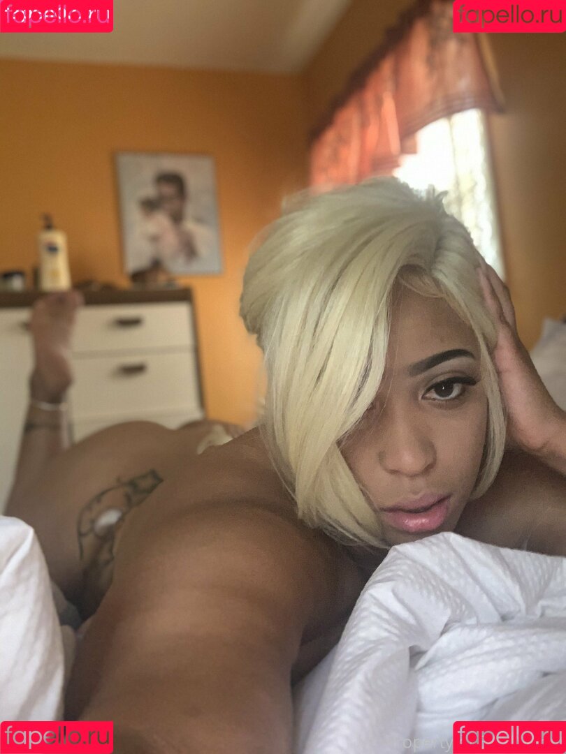 brijamonet Onlyfans Photo Gallery 