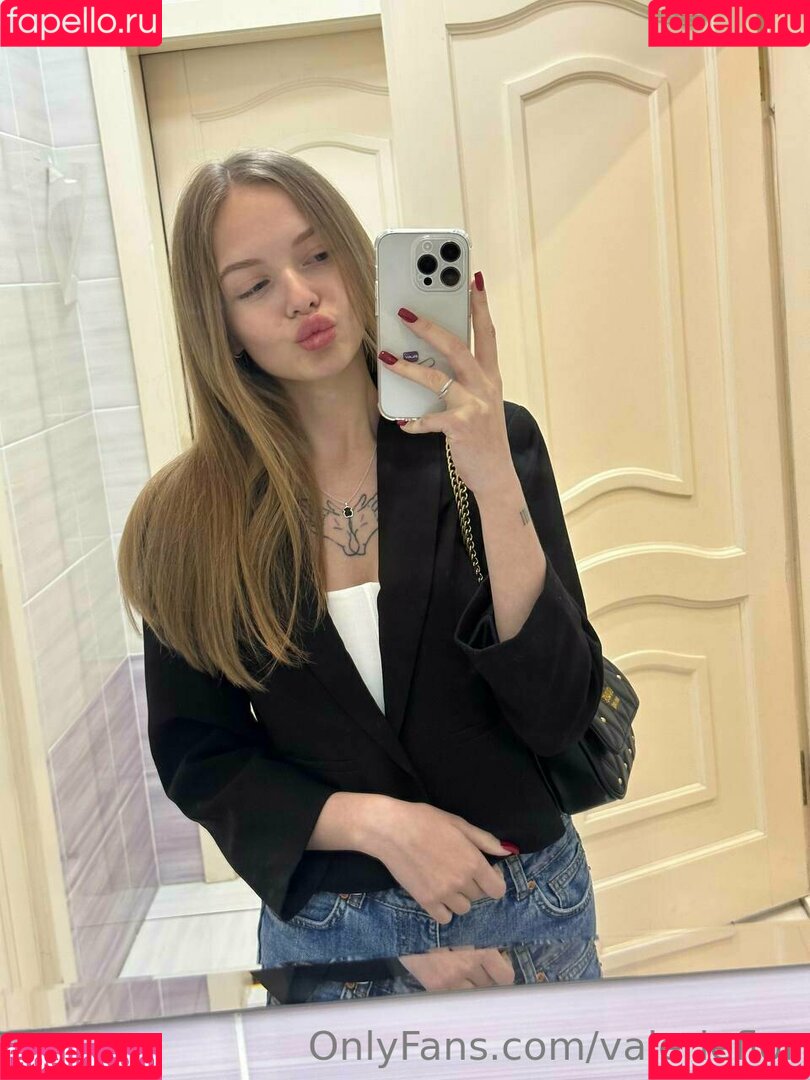 valerieflor Onlyfans Photo Gallery 