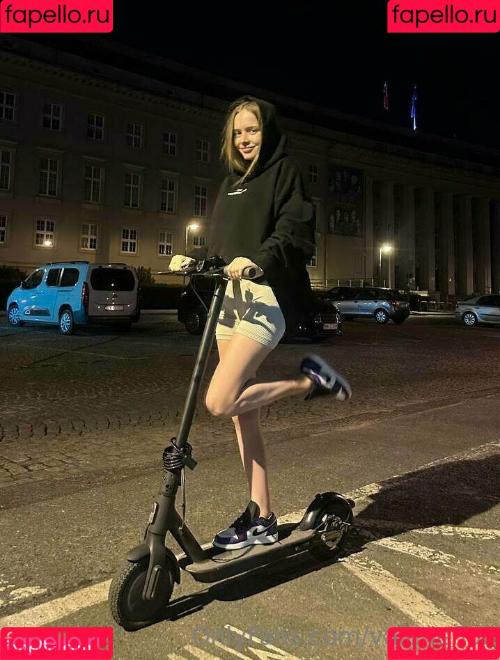 valerieflor Onlyfans Photo Gallery 