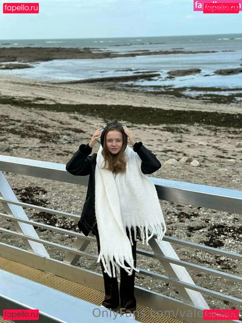 valerieflor Onlyfans Photo Gallery 