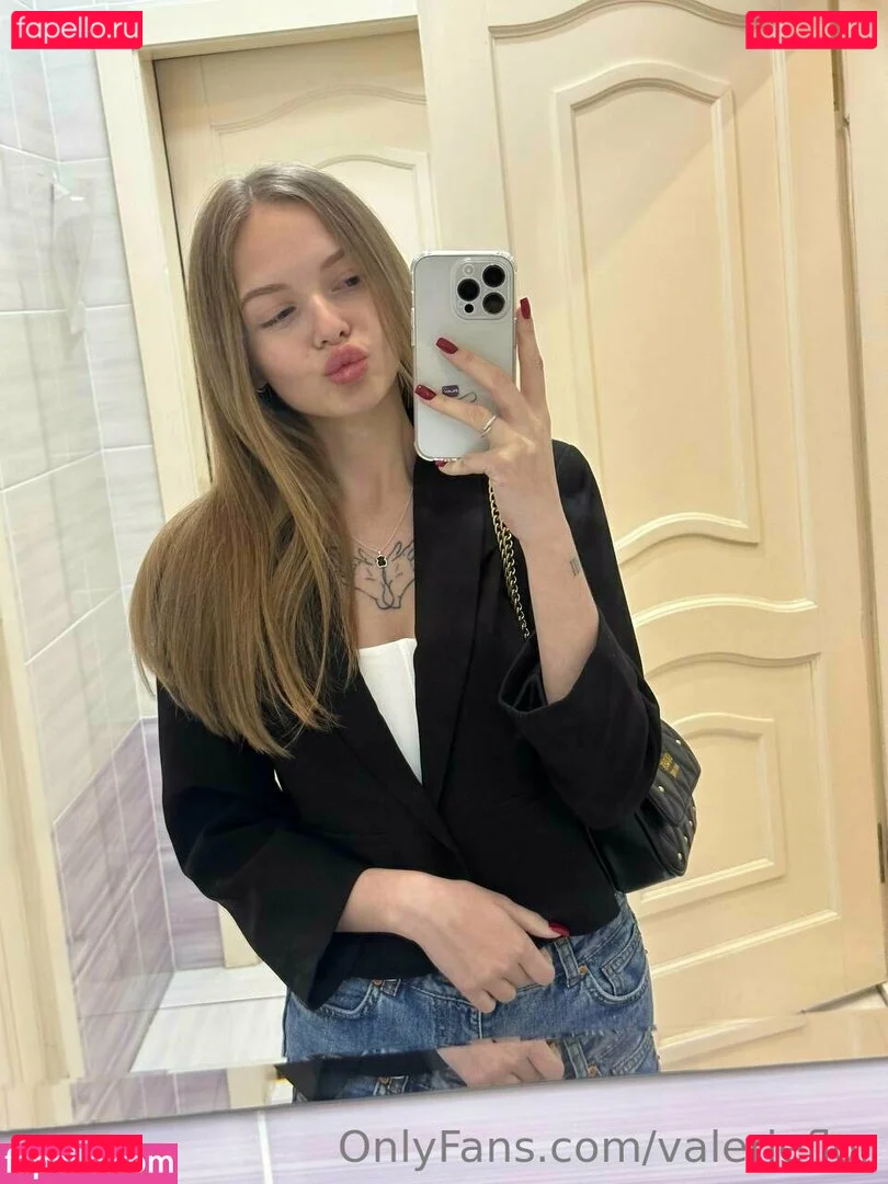 valerieflor Onlyfans Photo Gallery 