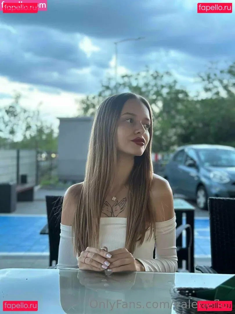 valerieflor Onlyfans Photo Gallery 