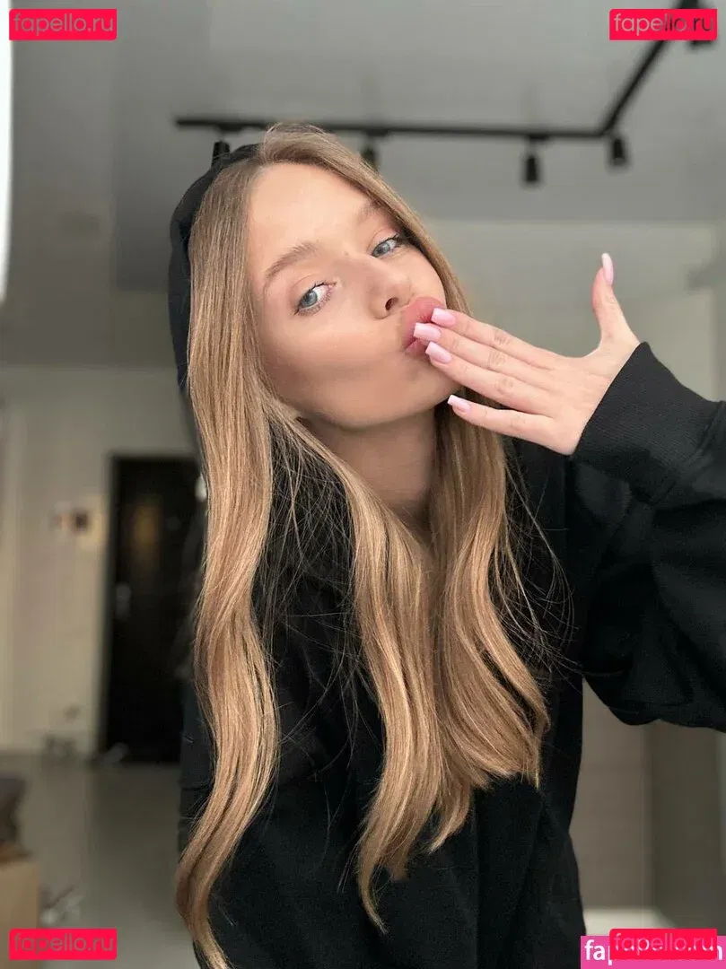 valerieflor Onlyfans Photo Gallery 