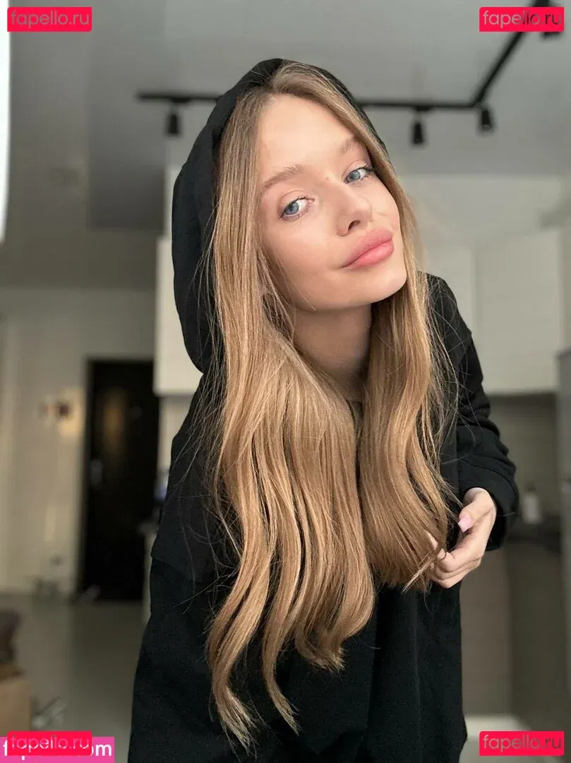 valerieflor Onlyfans Photo Gallery 