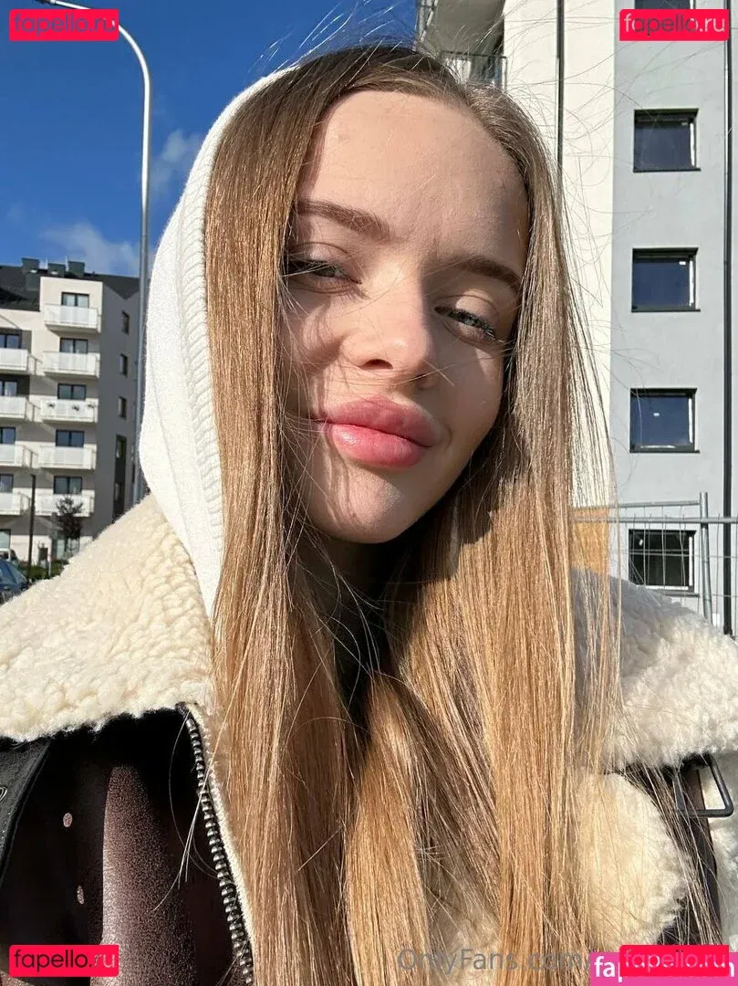 valerieflor Onlyfans Photo Gallery 