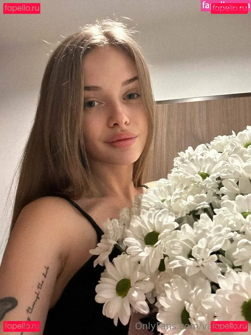 valerieflor Onlyfans Photo Gallery 