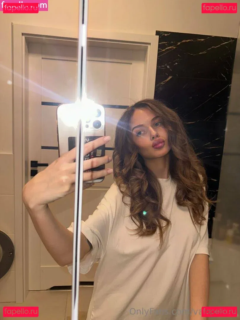 valerieflor Onlyfans Photo Gallery 