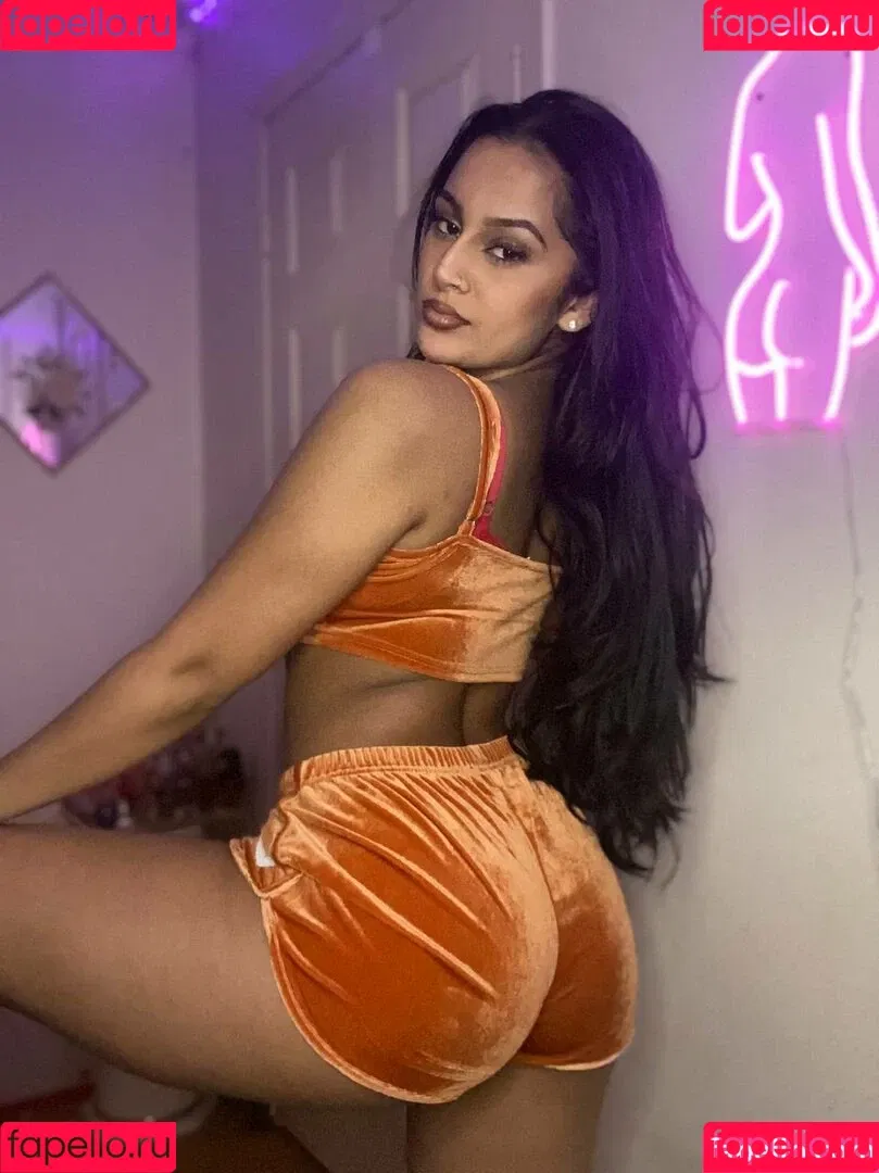Sofia Rai Onlyfans Photo Gallery 