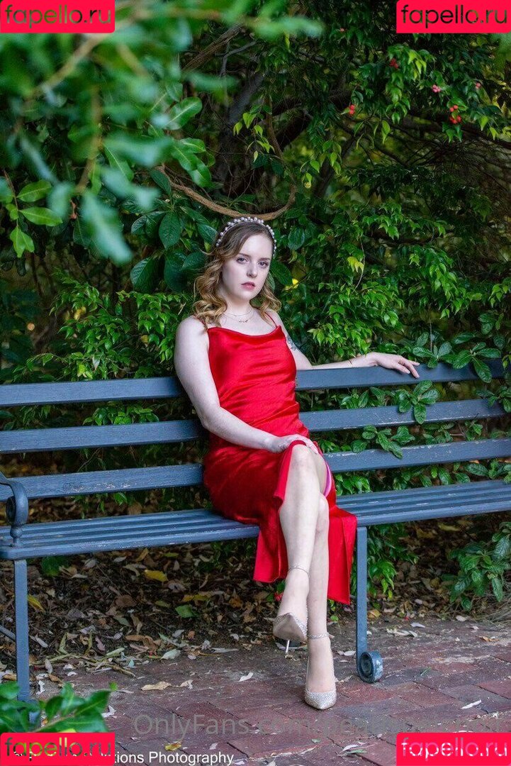 pearlspeignoir Onlyfans Photo Gallery 