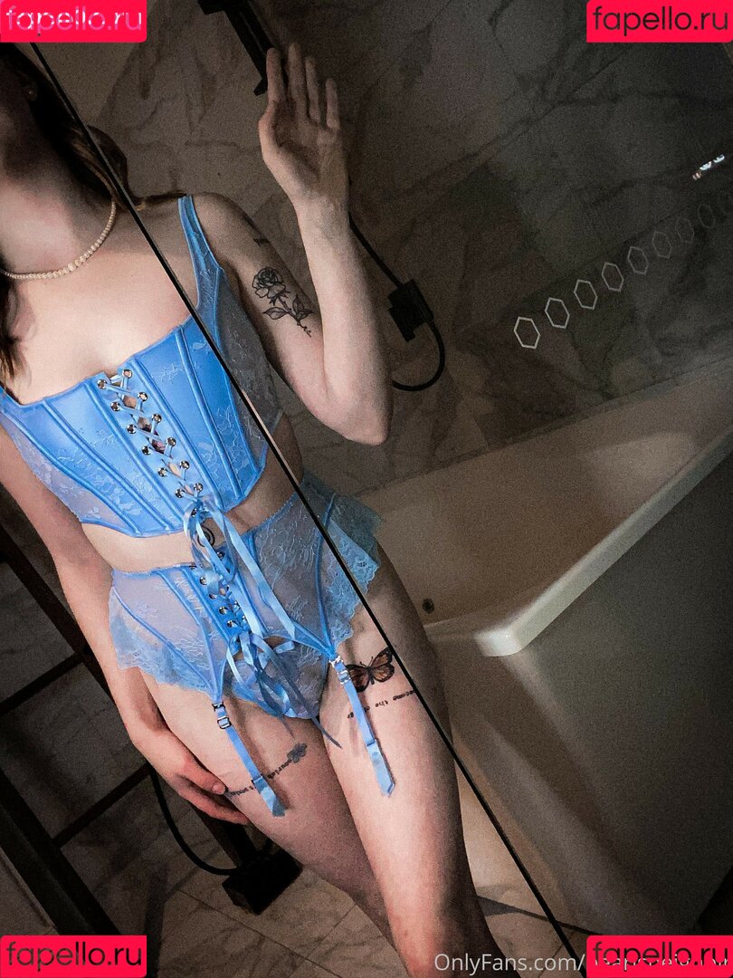 pearlspeignoir Onlyfans Photo Gallery 