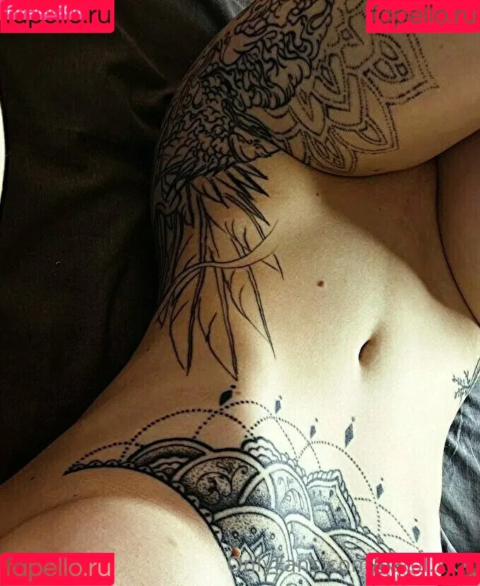 carol.xxx Onlyfans Photo Gallery 
