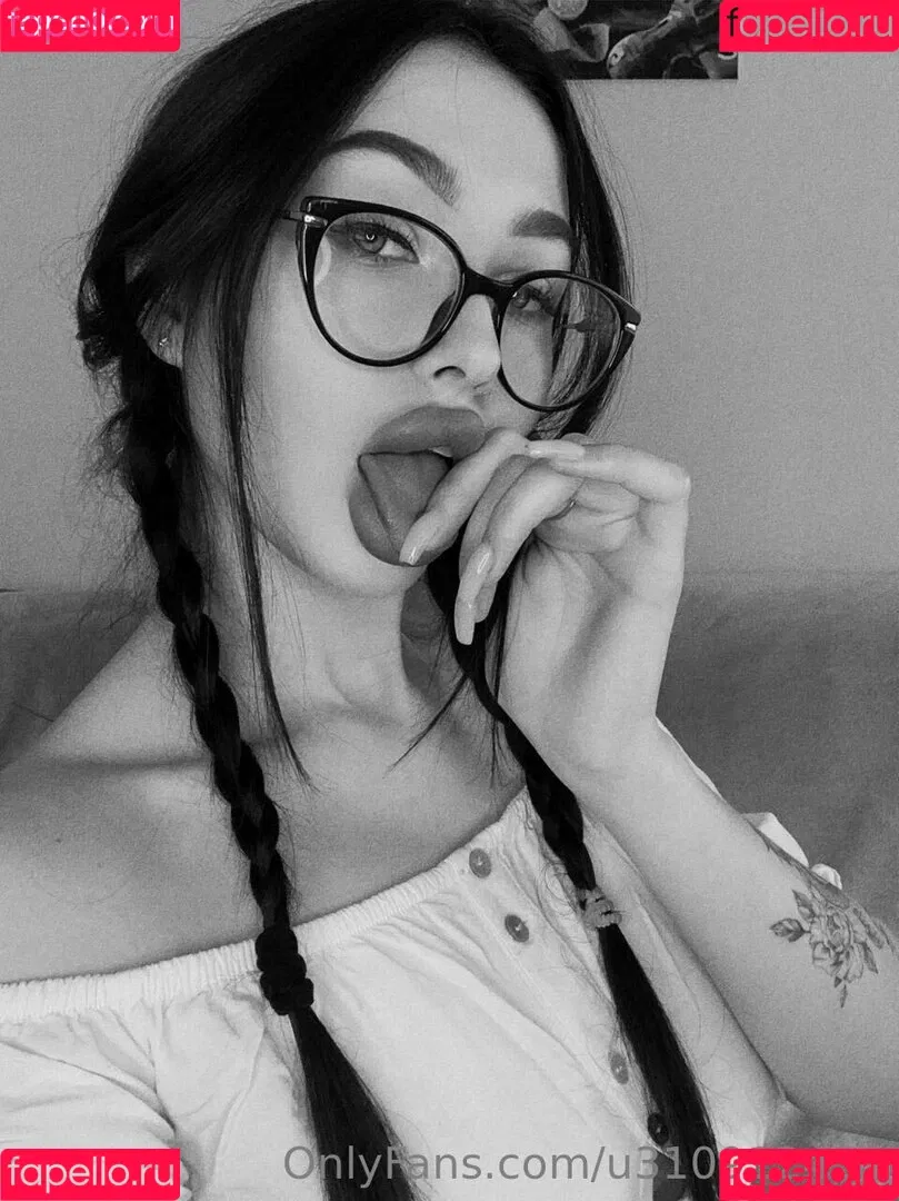 nana_white Onlyfans Photo Gallery 
