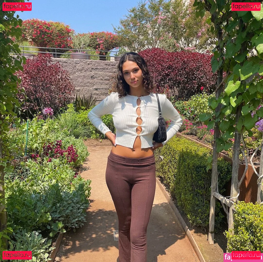 Maia Serena Onlyfans Photo Gallery 