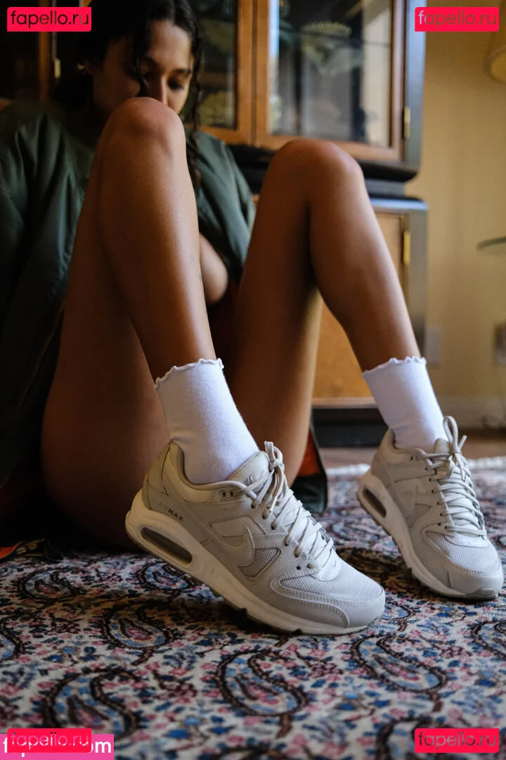 Maia Serena Onlyfans Photo Gallery 