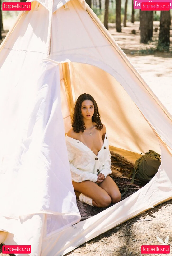 Maia Serena Onlyfans Photo Gallery 