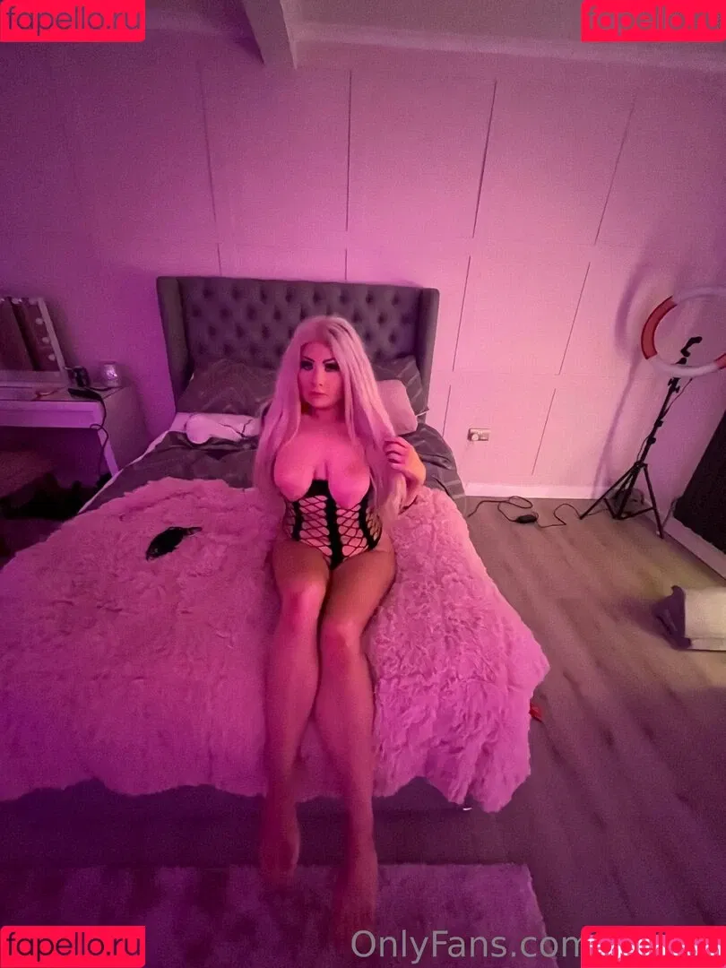 Amyvx Onlyfans Photo Gallery 