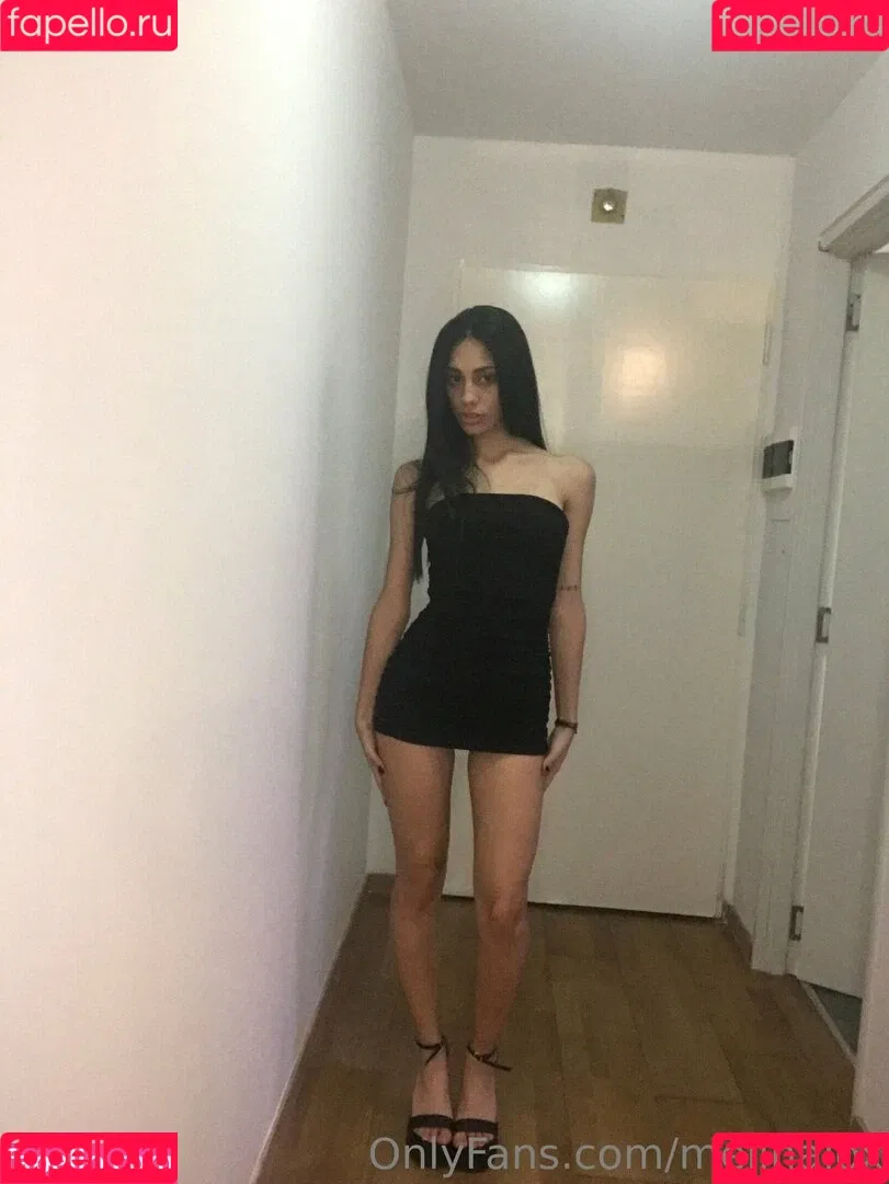 Melina Lox Onlyfans Photo Gallery 