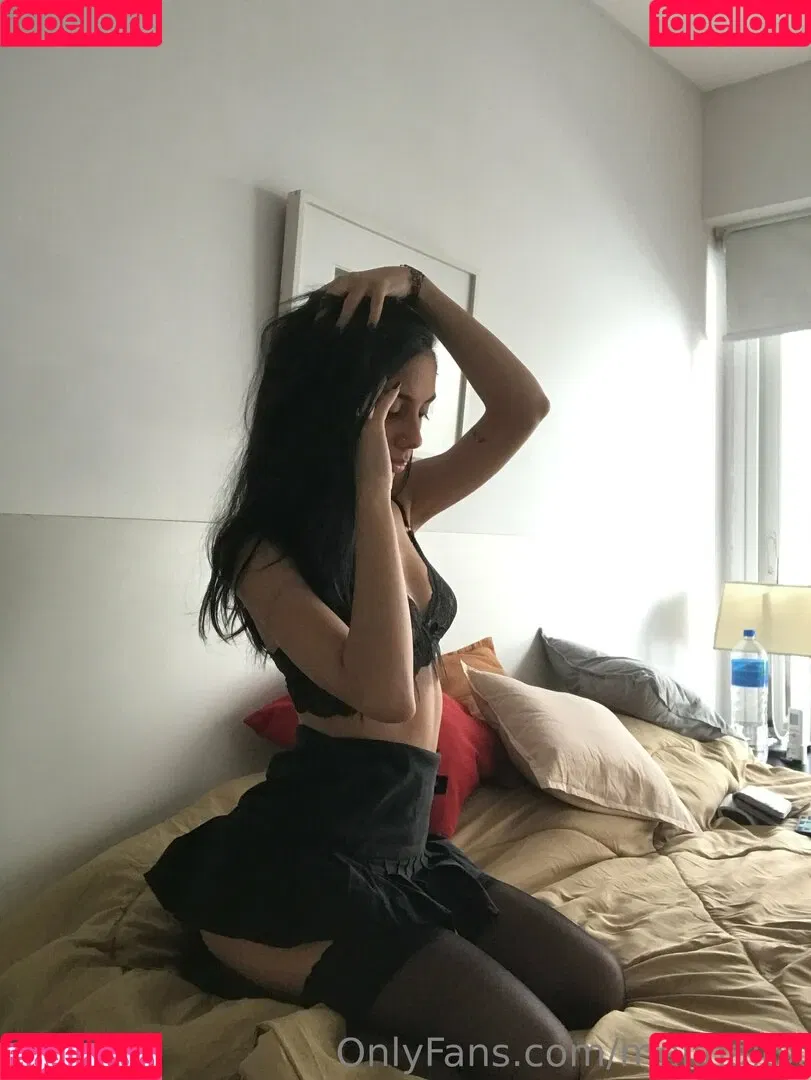 Melina Lox Onlyfans Photo Gallery 