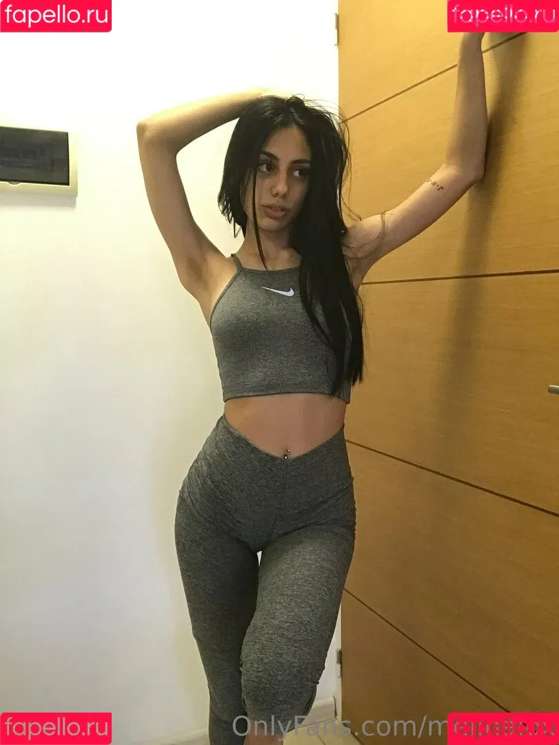 Melina Lox Onlyfans Photo Gallery 