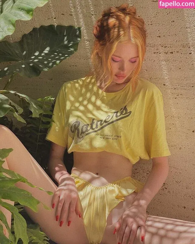 Angelina Michelle Onlyfans Photo Gallery 