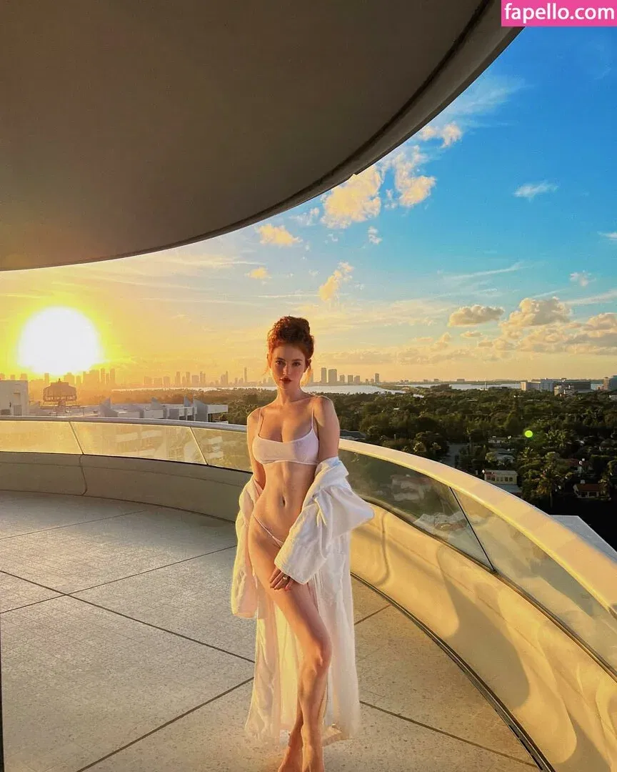 Angelina Michelle Onlyfans Photo Gallery 