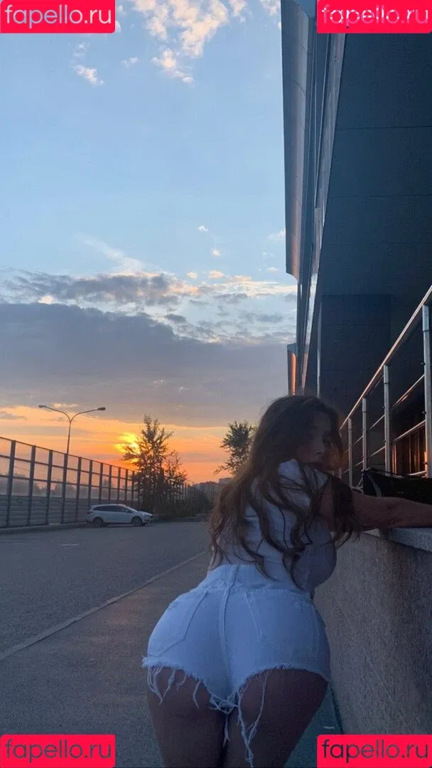 Uberchini Onlyfans Photo Gallery 