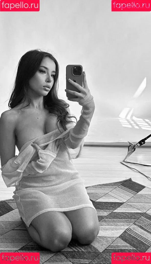 Uberchini Onlyfans Photo Gallery 