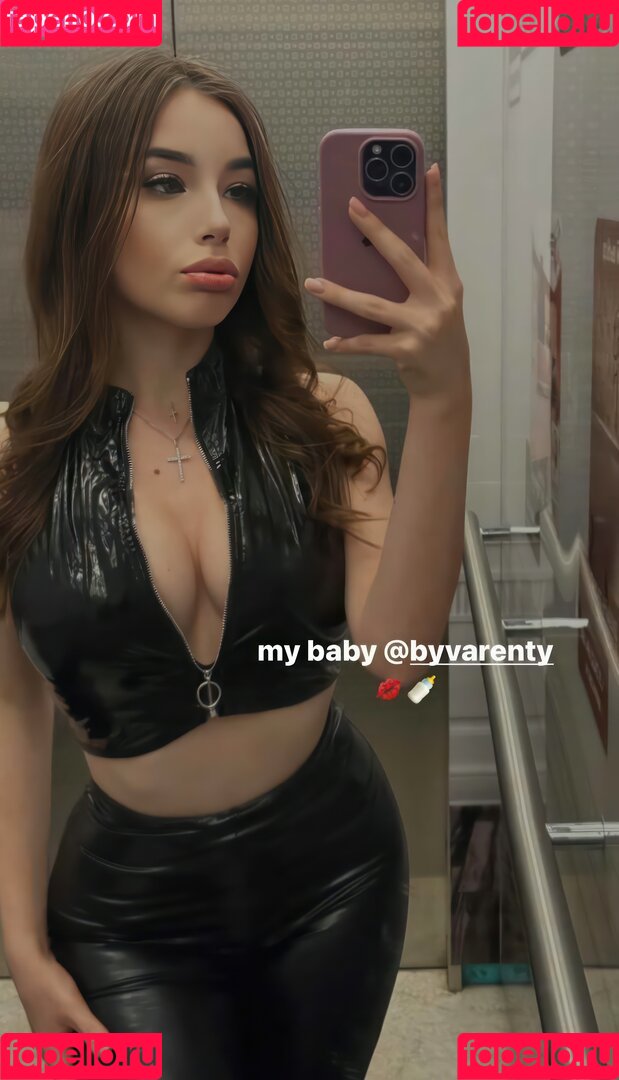 Uberchini Onlyfans Photo Gallery 